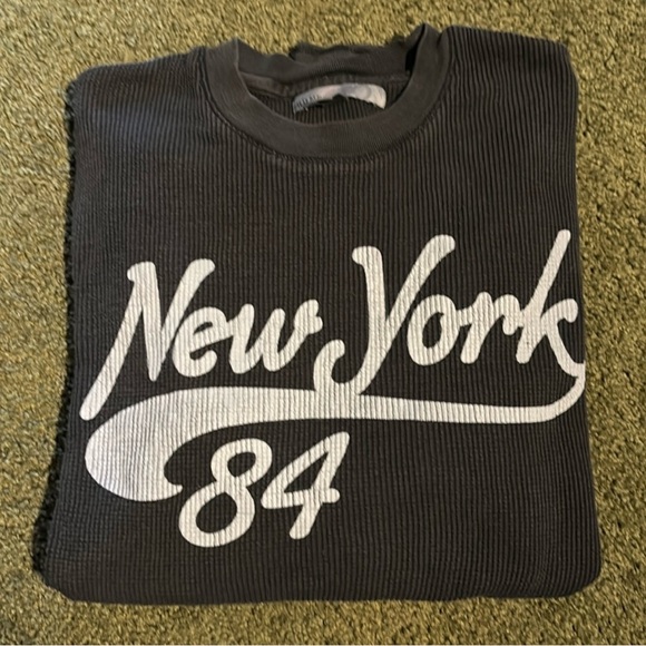 Vintage New York sporty long sleeve top
